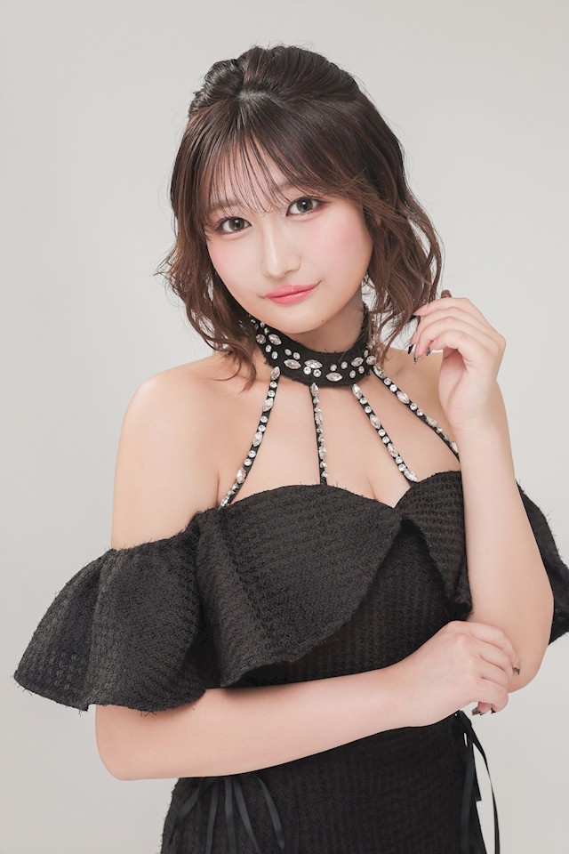 桜庭 もかプロフィール写真3
